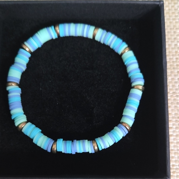 Turquoise and Gold Beaded Bracelet Set - Picture 3 of 4